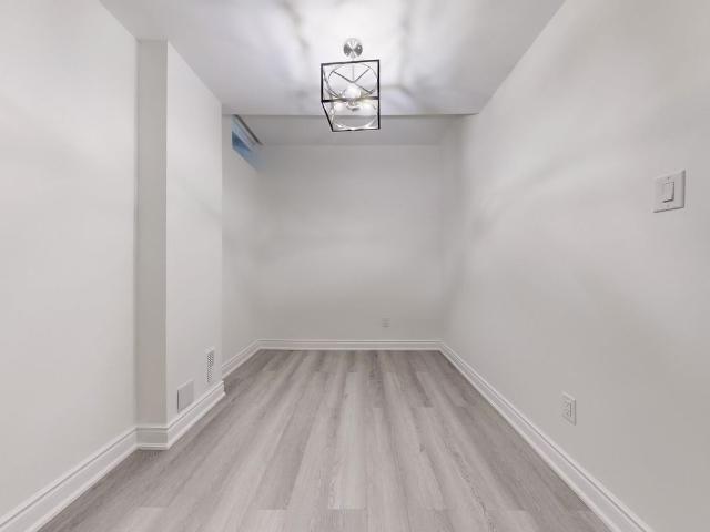 Apartment for rent in Wilcox Lake, Richmond Hill