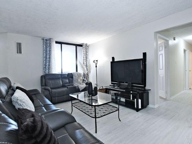 Apartment for rent in Woburn, Ontario