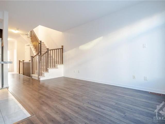 Townhouse for rent in Mulhurst Bay, Ontario