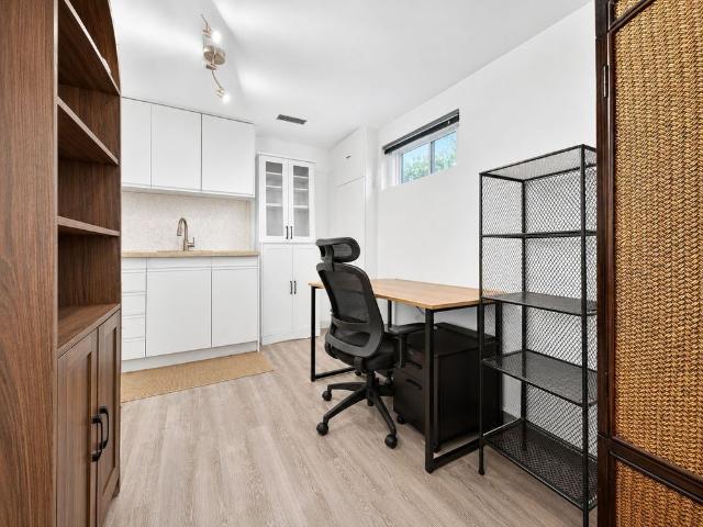 Apartment for rent in Ancaster, Ontario
