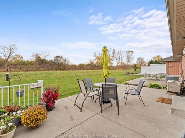Townhouse for rent in East Riverside, Southwestern Ontario