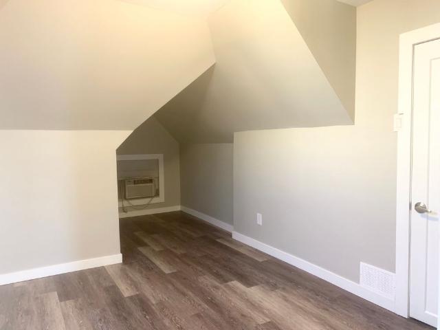 Townhouse for rent in Ancaster, Ontario