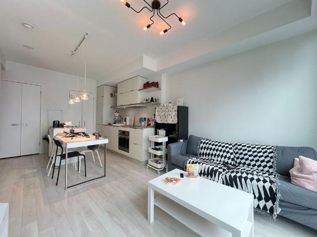 Apartment for rent in Toronto Centre, Toronto