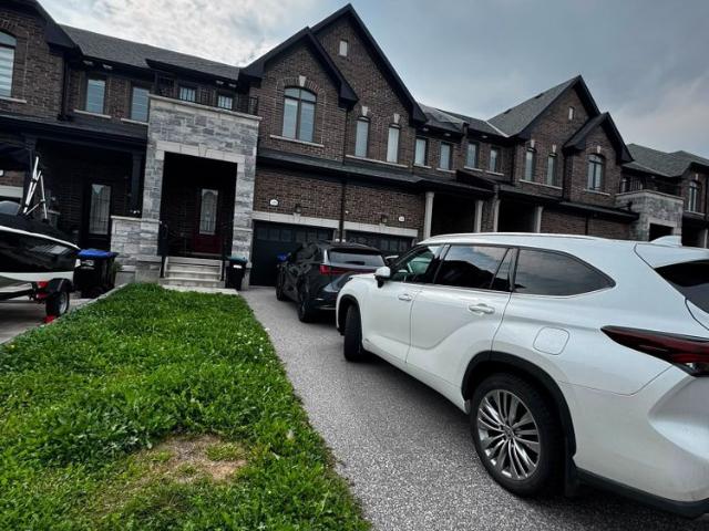 Townhouse for rent in Innisfil, Ontario