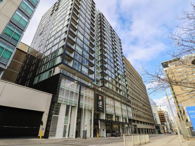Apartment for rent in Somerset, Ottawa