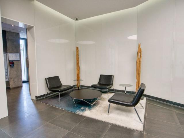 Apartment for rent in Somerset, Ottawa