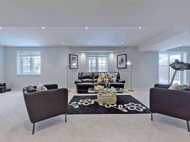 Apartment for rent in York, Ontario