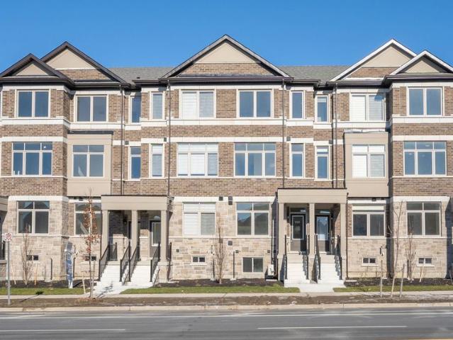 Townhouse for rent in SmartCentres Markham Boxgrove, Markham