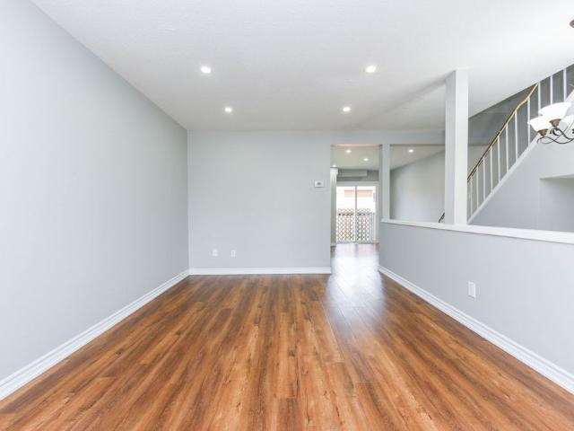 Townhouse for rent in Georgina, Ontario