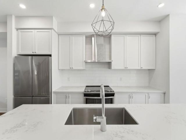 Apartment for rent in Ancaster, Ontario