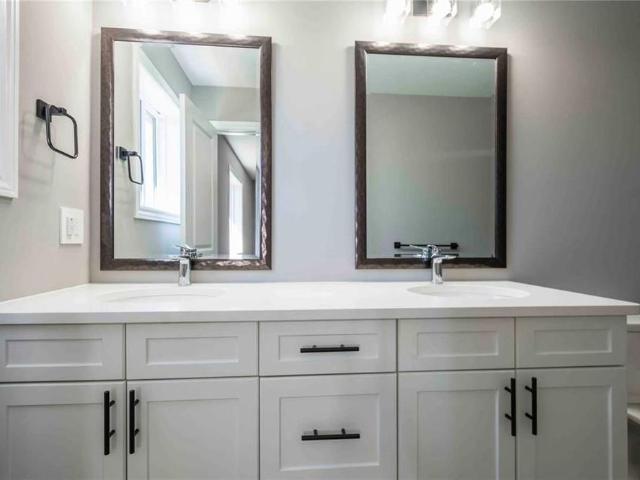Townhouse for rent in Ontario