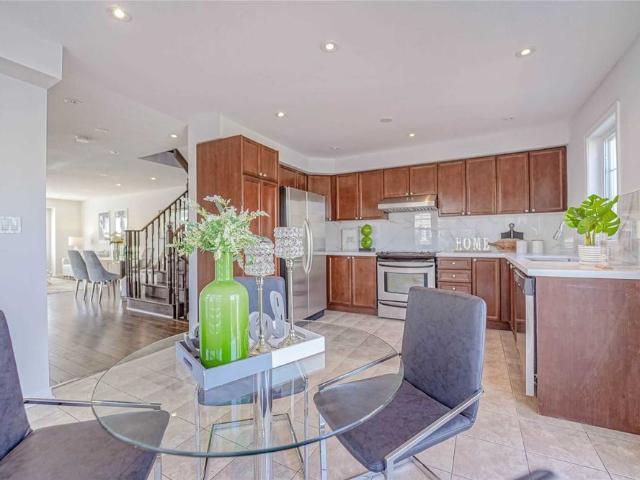 Townhouse for rent in Durham, Ontario