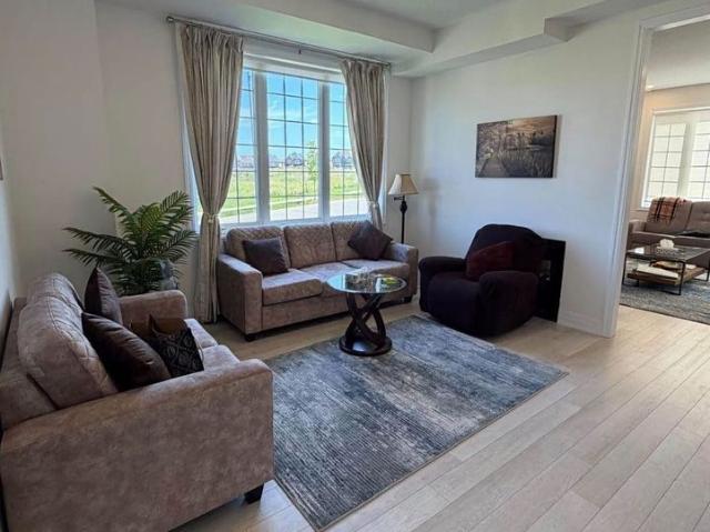 House for rent in Holland Landing, Golden Horseshoe