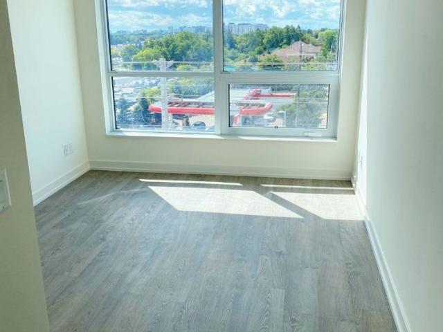 Apartment for rent in Steeles Corners, Markham