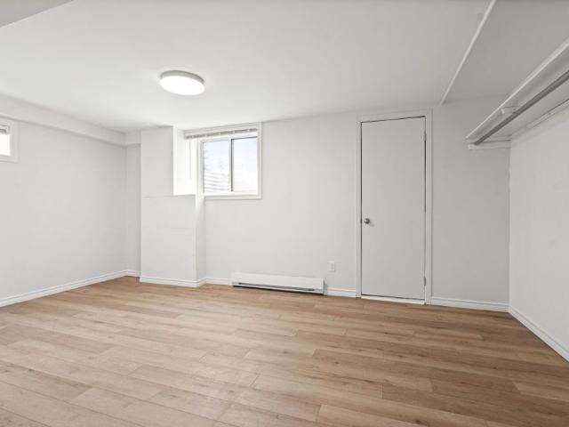 Apartment for rent in Mulhurst Bay, Ontario