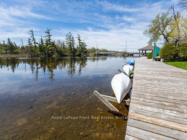 Apartment for rent in Kawartha Lakes, Ontario
