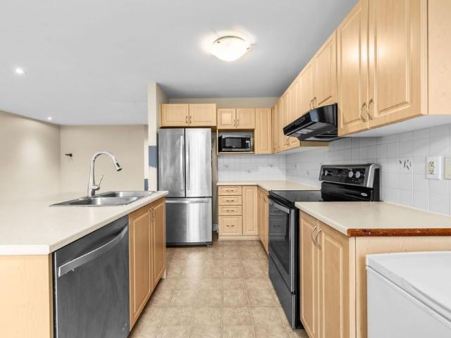 Townhouse for rent in Mulhurst Bay, Ontario