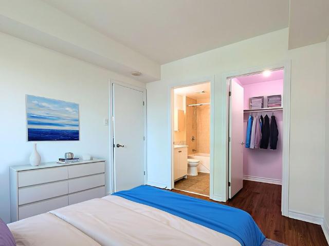 Apartment for rent in Byward Market, Ottawa