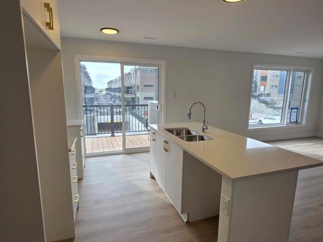 Apartment for rent in Barrhaven West, Ottawa