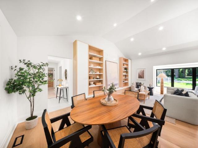 House for rent in Ennisclare Park, Oakville