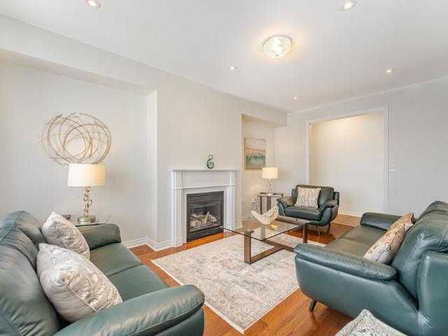 Townhouse for rent in Oakville, Ontario