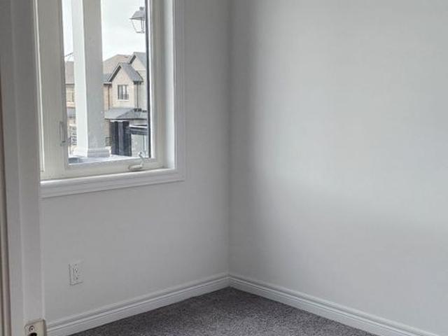 Townhouse for rent in Durham, Ontario