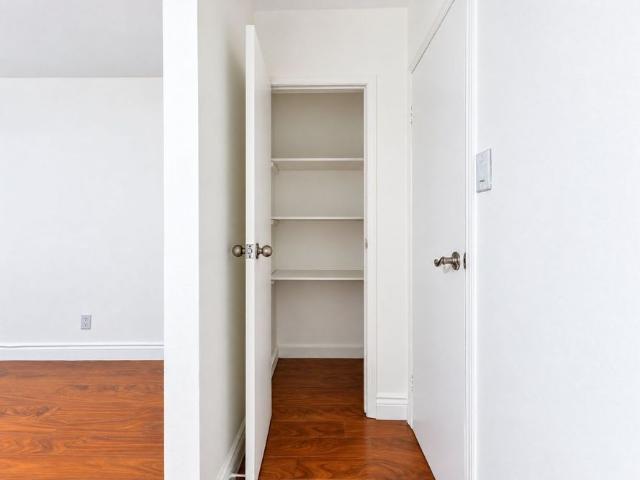 Apartment for rent in Etobicoke—Lakeshore, Toronto