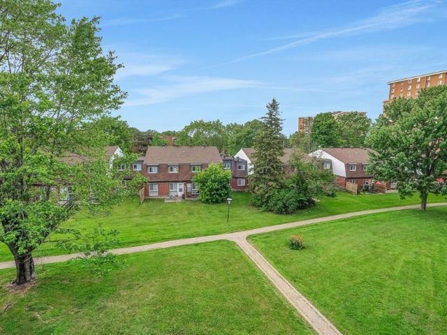 Apartment for rent in Beacon Hill South, Ottawa