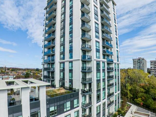 Apartment for rent in Mississauga Valleys, Mississauga