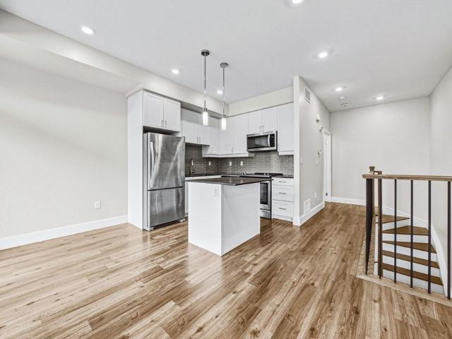 Townhouse for rent in Burlington, Golden Horseshoe