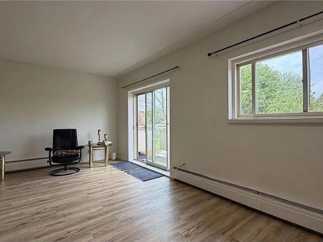 Apartment for rent in Heritage Park, Kitchener