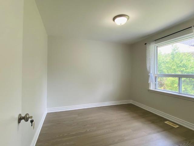 House for rent in Beverley Acres, Richmond Hill