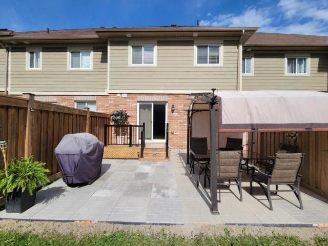 Townhouse for rent in Innisfil, Central Ontario
