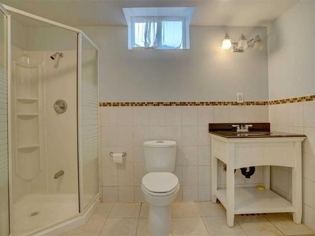 Room for rent in Pickering, Ontario