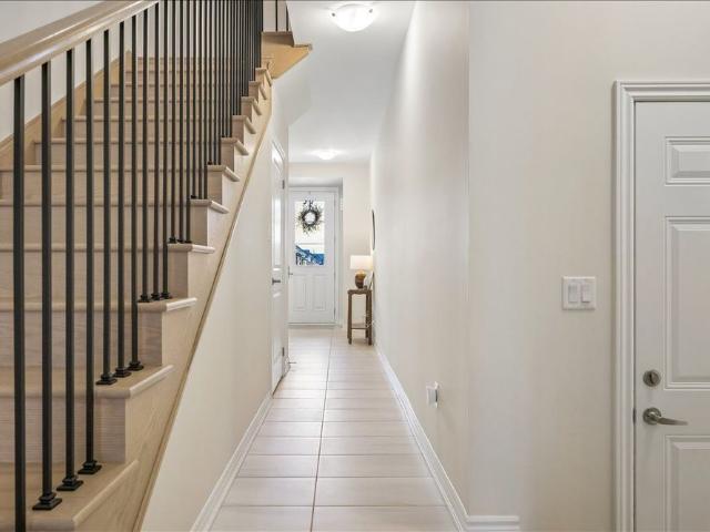 Townhouse for rent in Downtown Burlington, Burlington