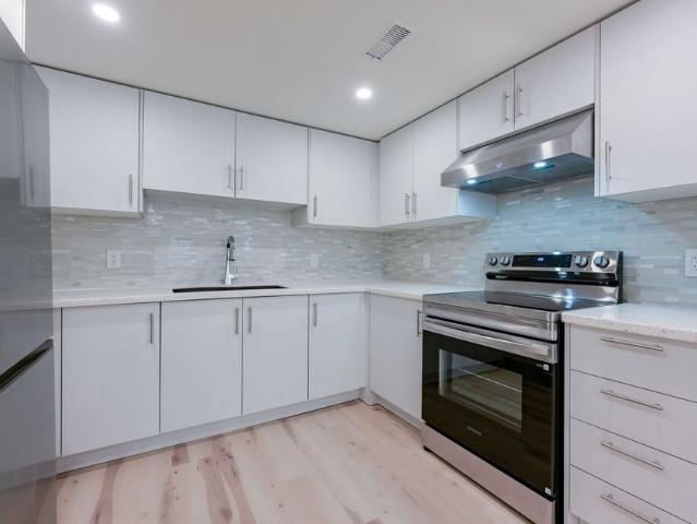 Apartment for rent in Georgina, Ontario