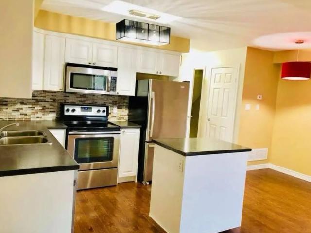 Townhouse for rent in Brant, Ontario