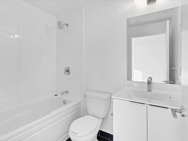 Apartment for rent in Etobicoke—Lakeshore, Toronto