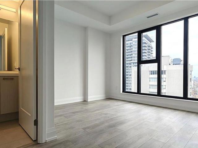 Apartment for rent in Toronto—St. Paul's, Toronto