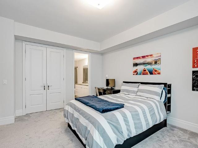 Townhouse for rent in Oakville, Golden Horseshoe