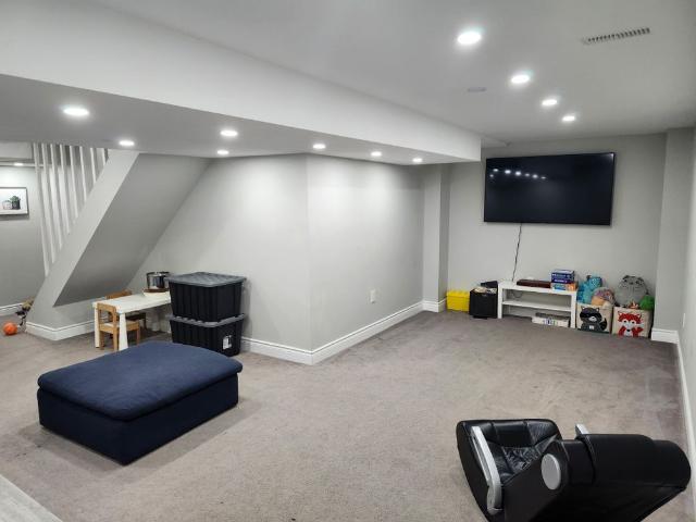 Townhouse for rent in Oakville, Golden Horseshoe