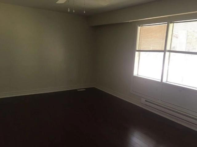 House for rent in Ennisclare Park, Oakville