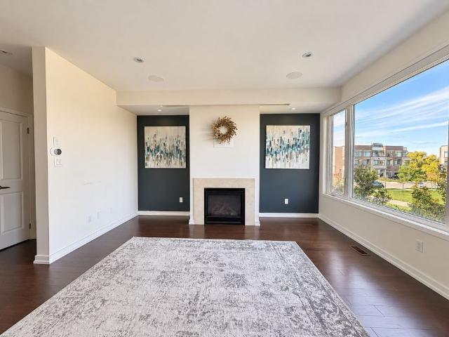 Townhouse for rent in Oakville, Golden Horseshoe