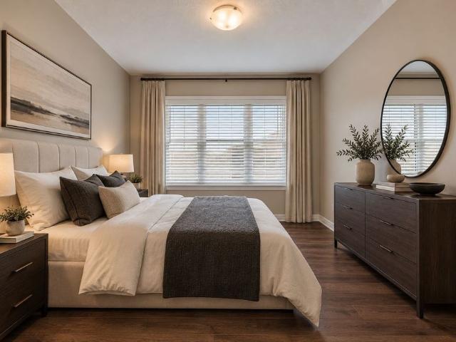 Townhouse for rent in Oakville, Golden Horseshoe