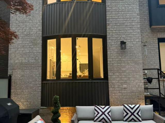 Townhouse for rent in Oakville, Ontario