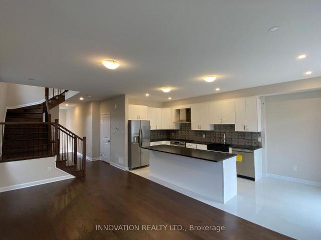 Townhouse for rent in Mulhurst Bay, Ontario