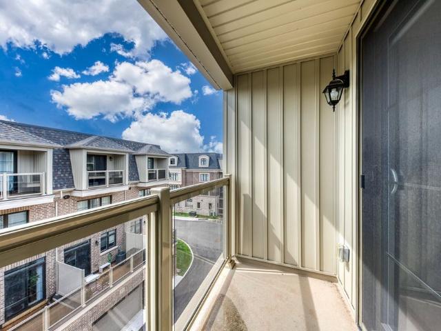 Townhouse for rent in Oakville, Ontario