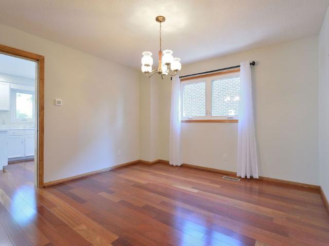 House for rent in Oakville, Ontario