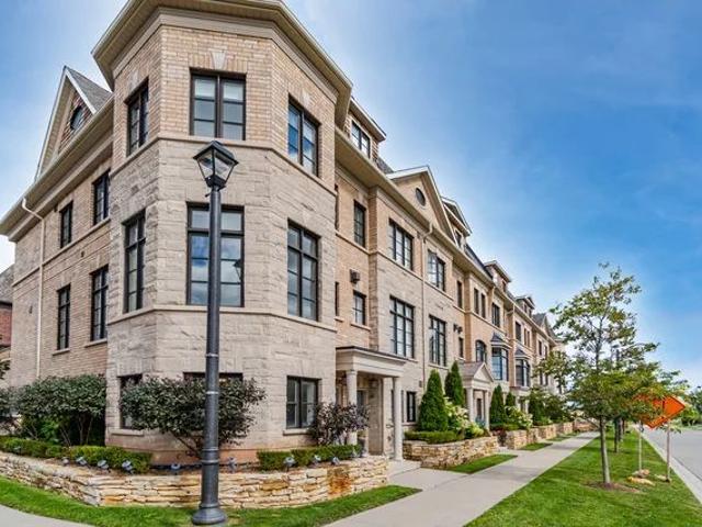 Townhouse for rent in Oakville, Ontario