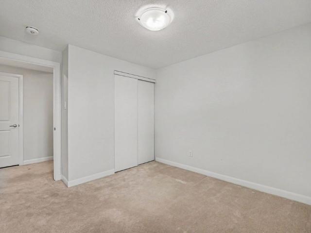 Apartment for rent in Mulhurst Bay, Ontario